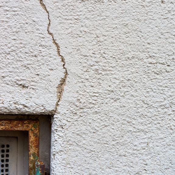 Grieta en fachada