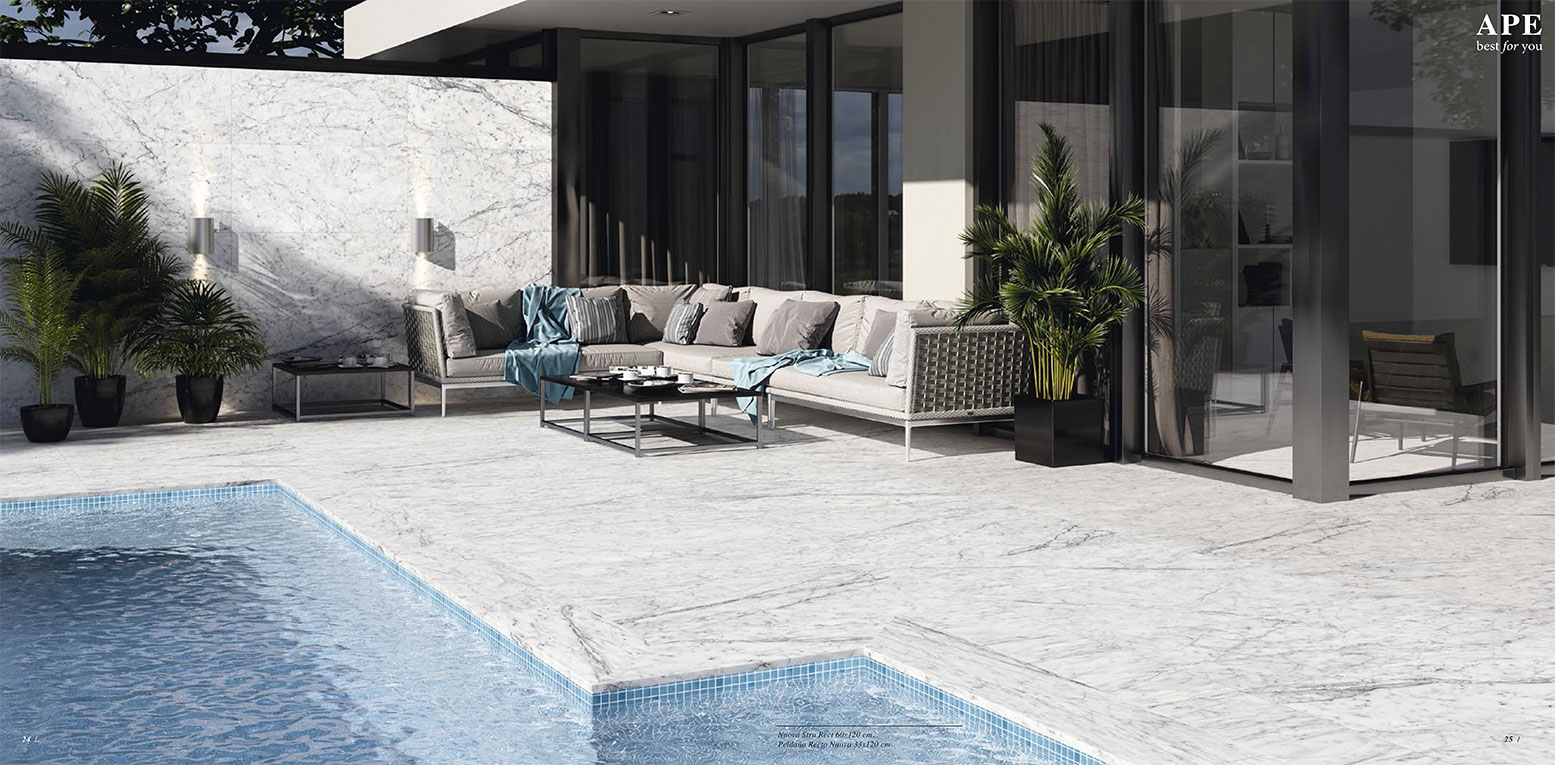 Ambiente real borde piscina marmol antideslizante