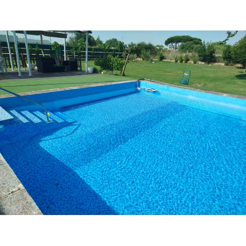 Voilà à quoi ça ressemble Barbade Aqua 33.3x33.3 (boîte 1.33 m2)